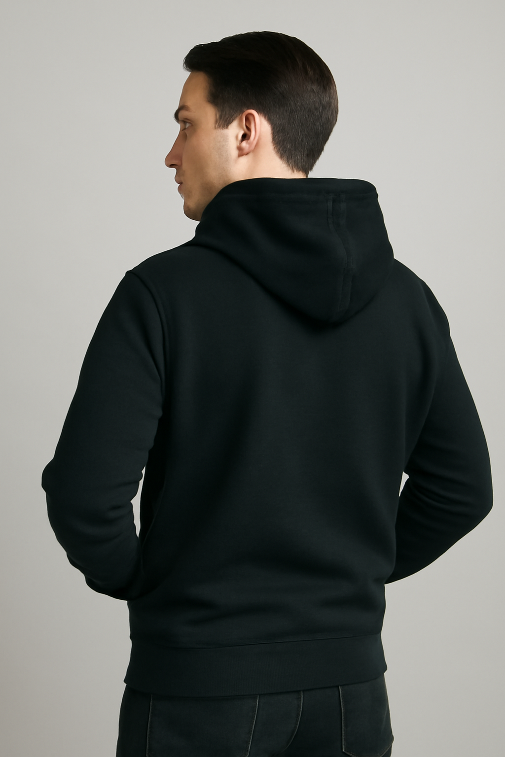 PULLOVER HOODIE- BLACK