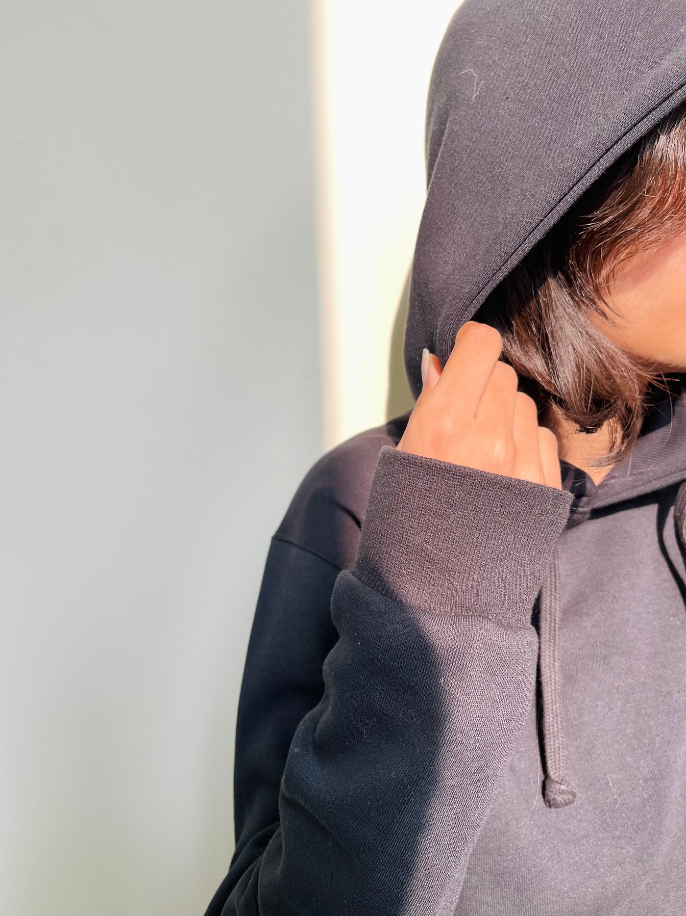 PULLOVER HOODIES - BLACK