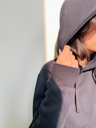 PULLOVER HOODIES - BLACK
